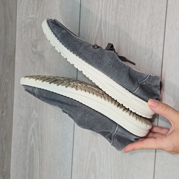 Hey Dude Womens Wendy Chambray off white Loafer Slip on shoes sz 8 - Picture 8 of 10